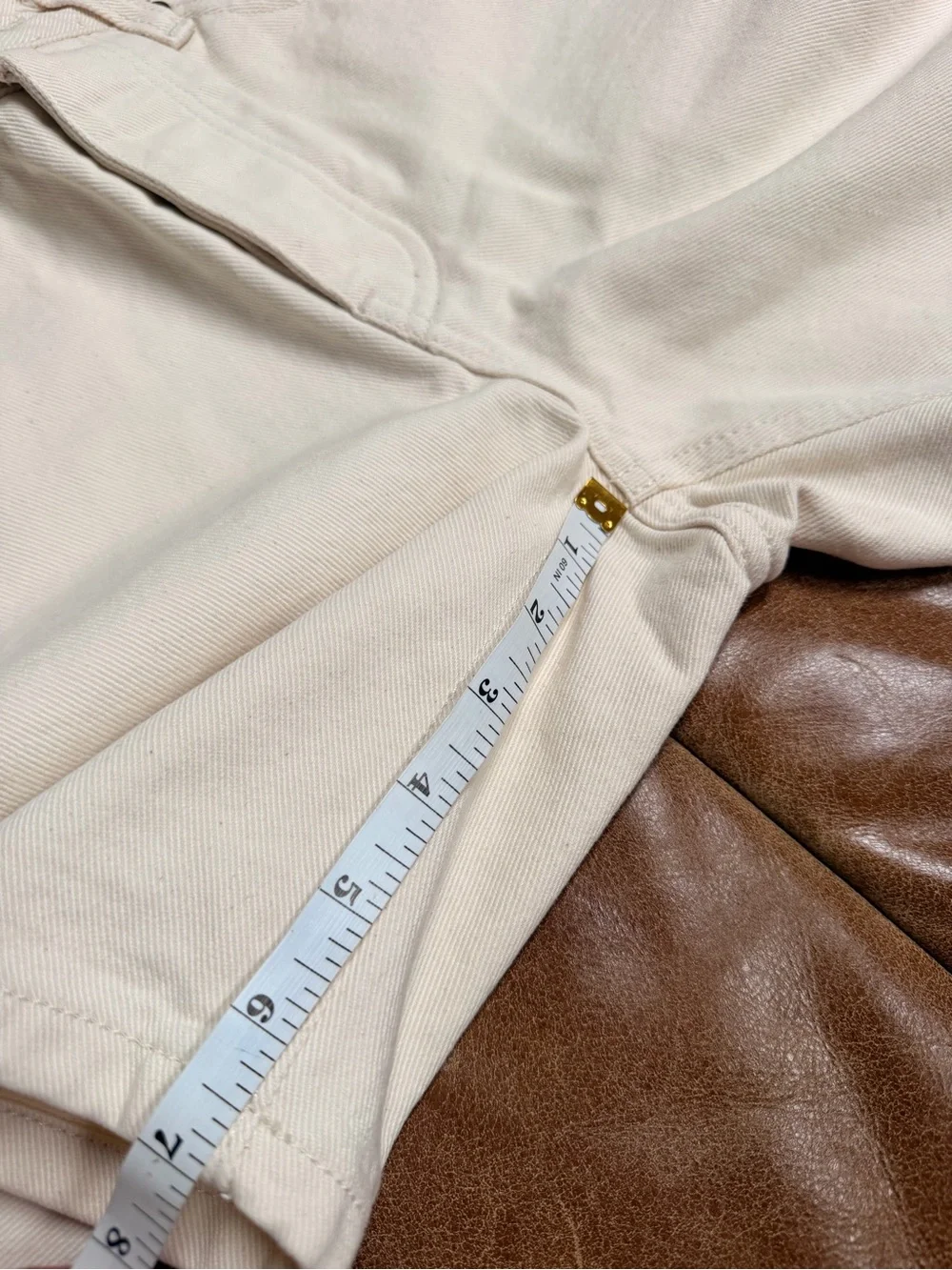 Carhartt WIP Newel Shorts Men’s 29 NWOT Natural Cream 7” Inseam Organic Cotton